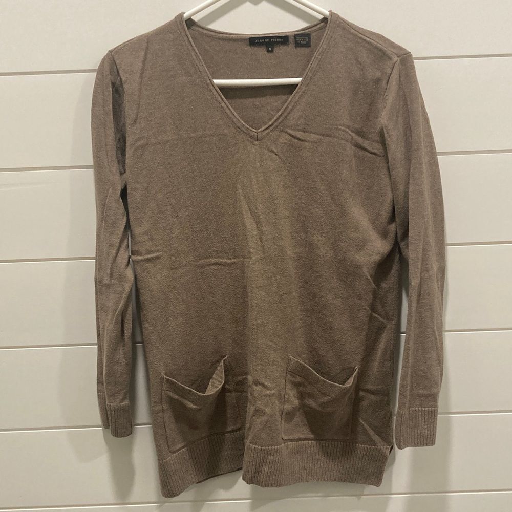 Jeanne Pierre Taupe, Timeless V-Neck Sweater-Size Small-GUC-100% Cotton